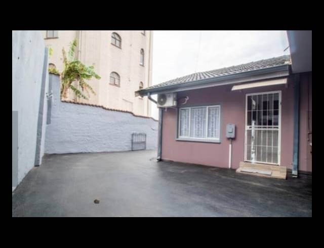 4 BEDROOM HOUSE FOR SALE IN MEREWENT